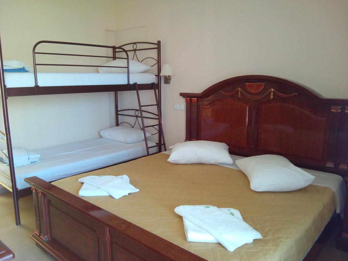 Hotel Marzi Beach&Bungalows Kokkónion Zimmer foto